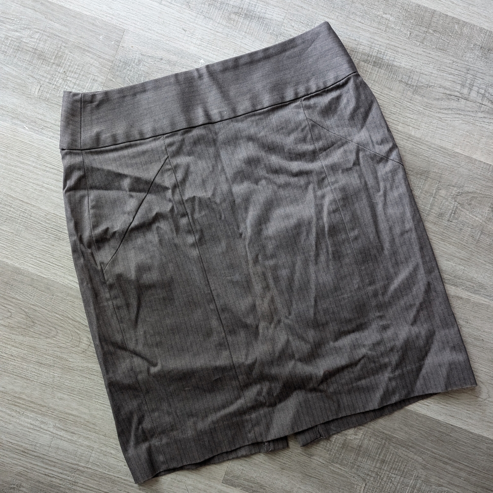 Banana Republic Elegant Gray Women's Knee Length Zipped Pencil Skirt